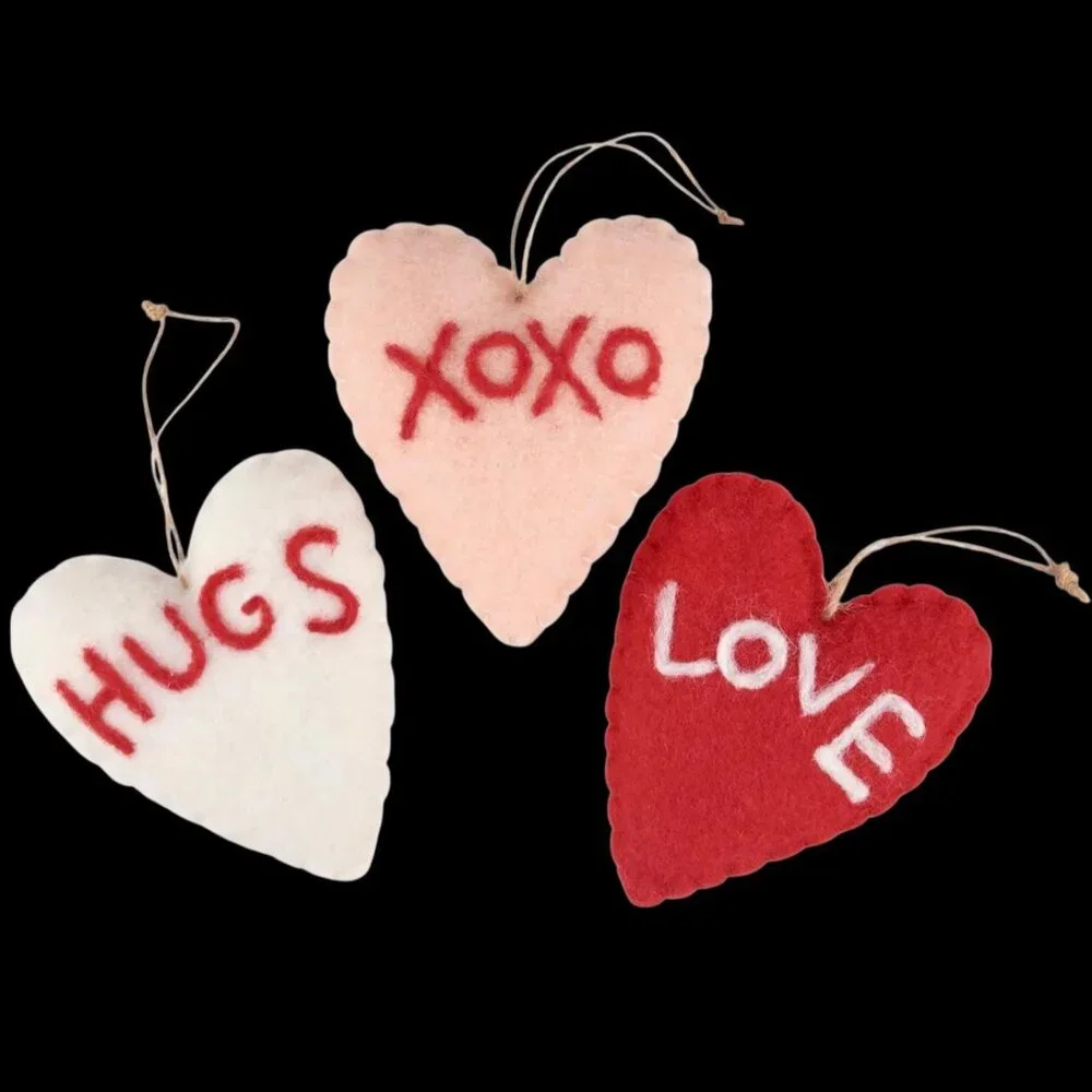 Felt Valentine Heart Ornament Set Hugs XOXO Love Hugs Pink Red White